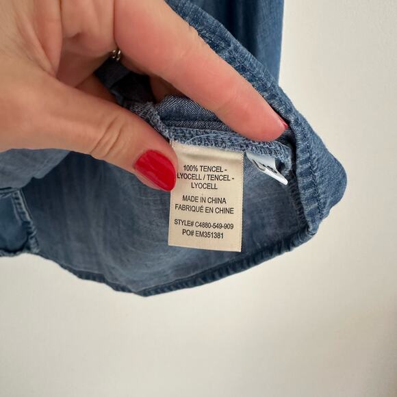 Cloth & Stone Ruffled V-Neck Chambray Long Sleeve Top Blue XS - Picture 5 of 6